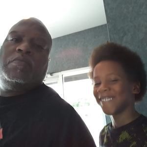 Meet your Posher, Ernest